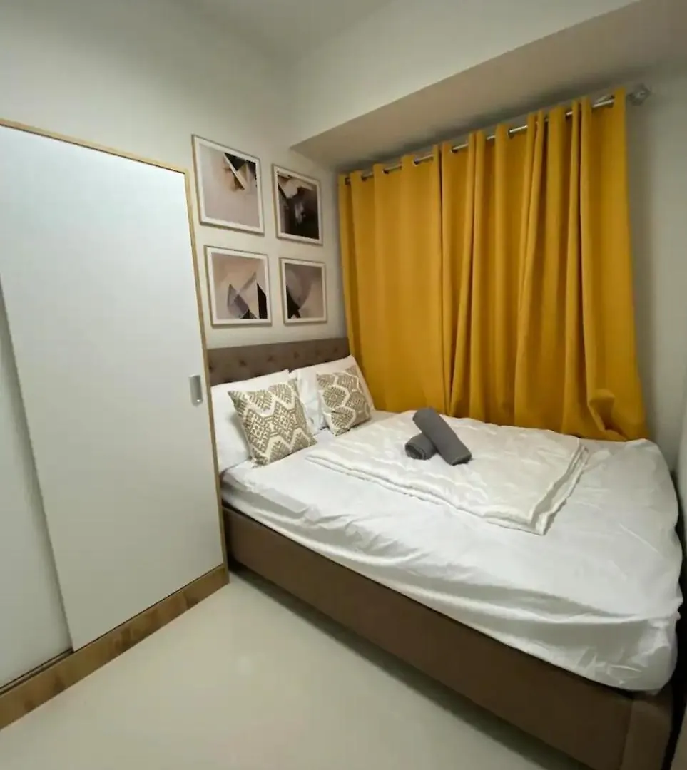 Happy Sunshine Staycation Moa Near Airport Manila
